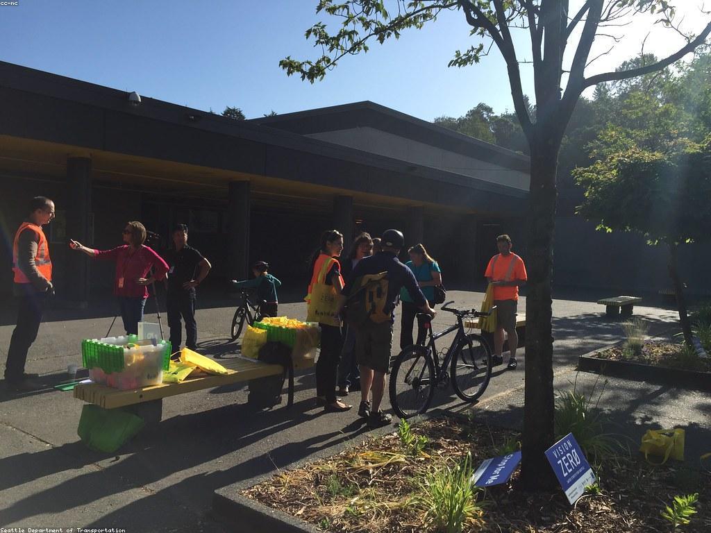 រង្វាន់និងប្រព័ន្ធសុវត្ថិភាព៖ ការពិចារណានិងការអភិវឌ្ឍន៍